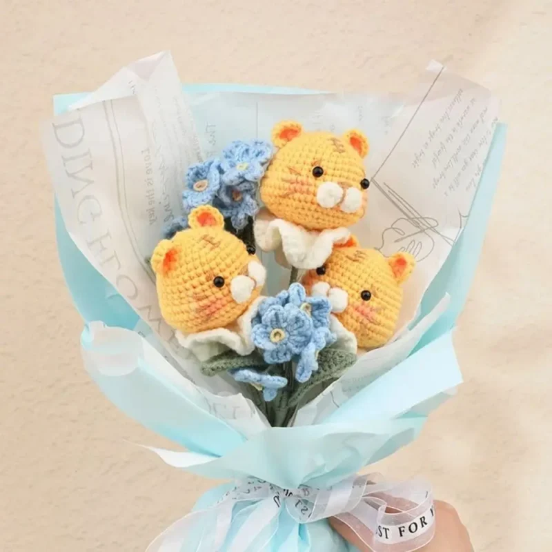 Organic Dutch Tulip Crochet Kit - Image 3