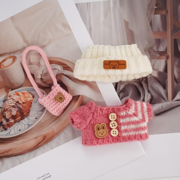 Main-02 Adorable Custom Outfits for The Monsters