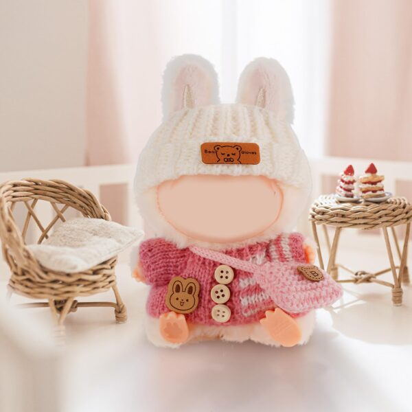 Version 1.0.0 Adorable Custom Outfits for The Monsters