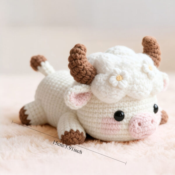 Prone-position baby cow hand-knitted DIY outfit