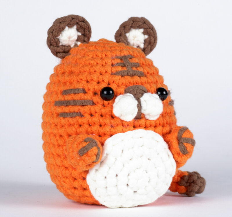 Pre-portioned yarn for cartoon tiger crochet kit