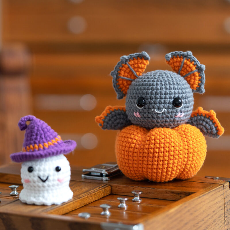 Bat pumpkin crochet kit for beginners full set